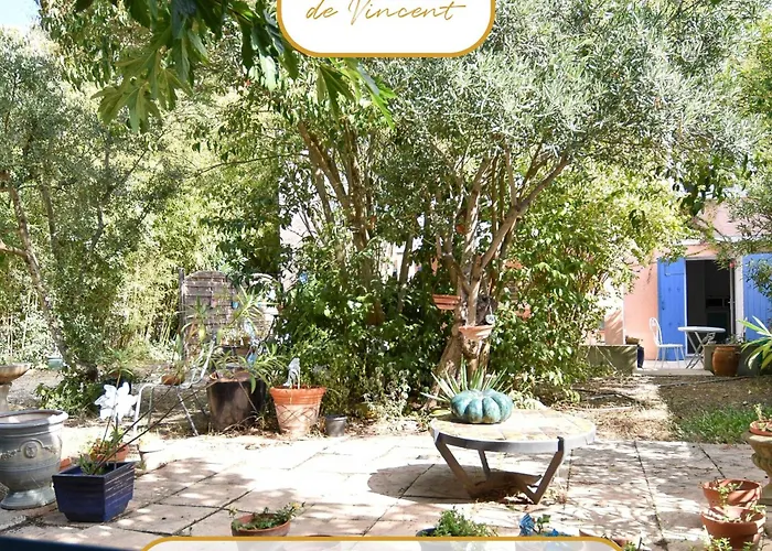 Moulin Rose, Parking - Jardin