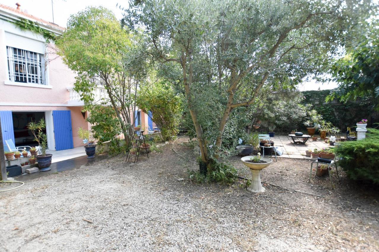 Moulin Rose, Parking - Jardin Apartment